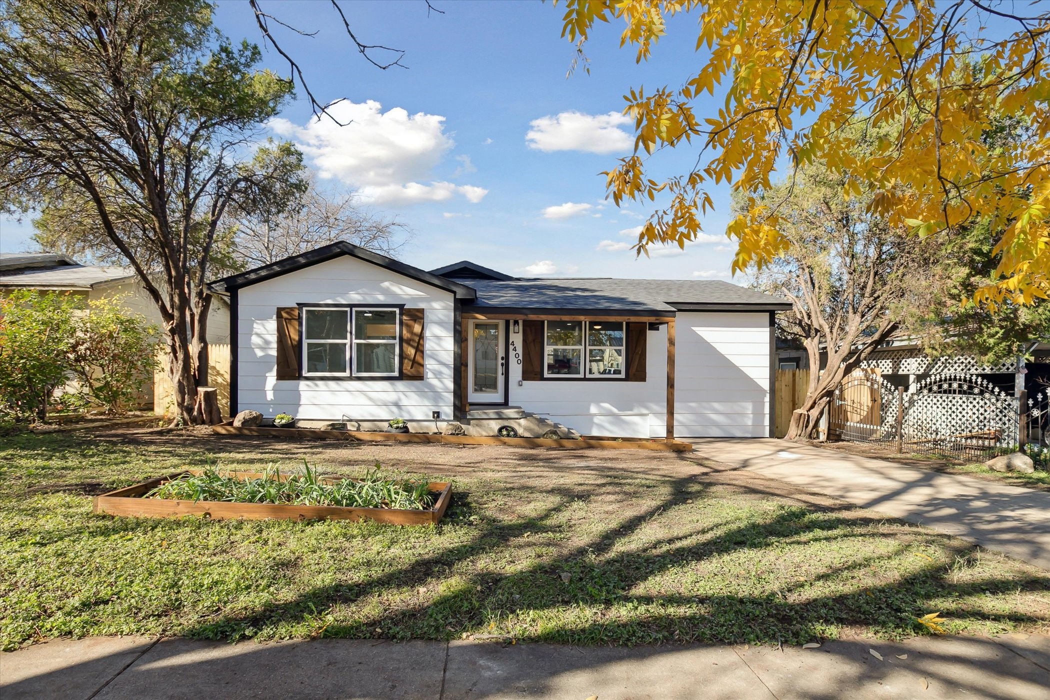 4400 Sandage Avenue Fort Worth TX 76115