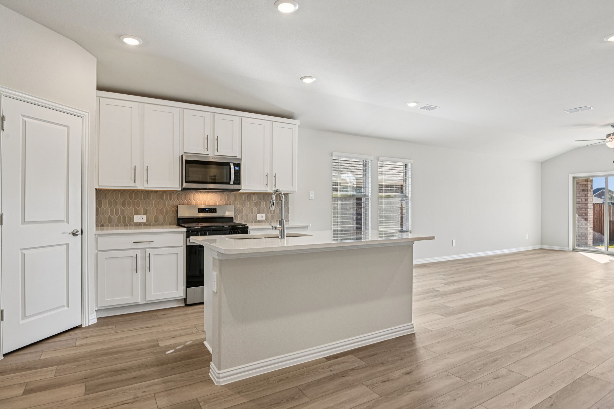 4212 Palestine Drive Farmersville TX 75442
