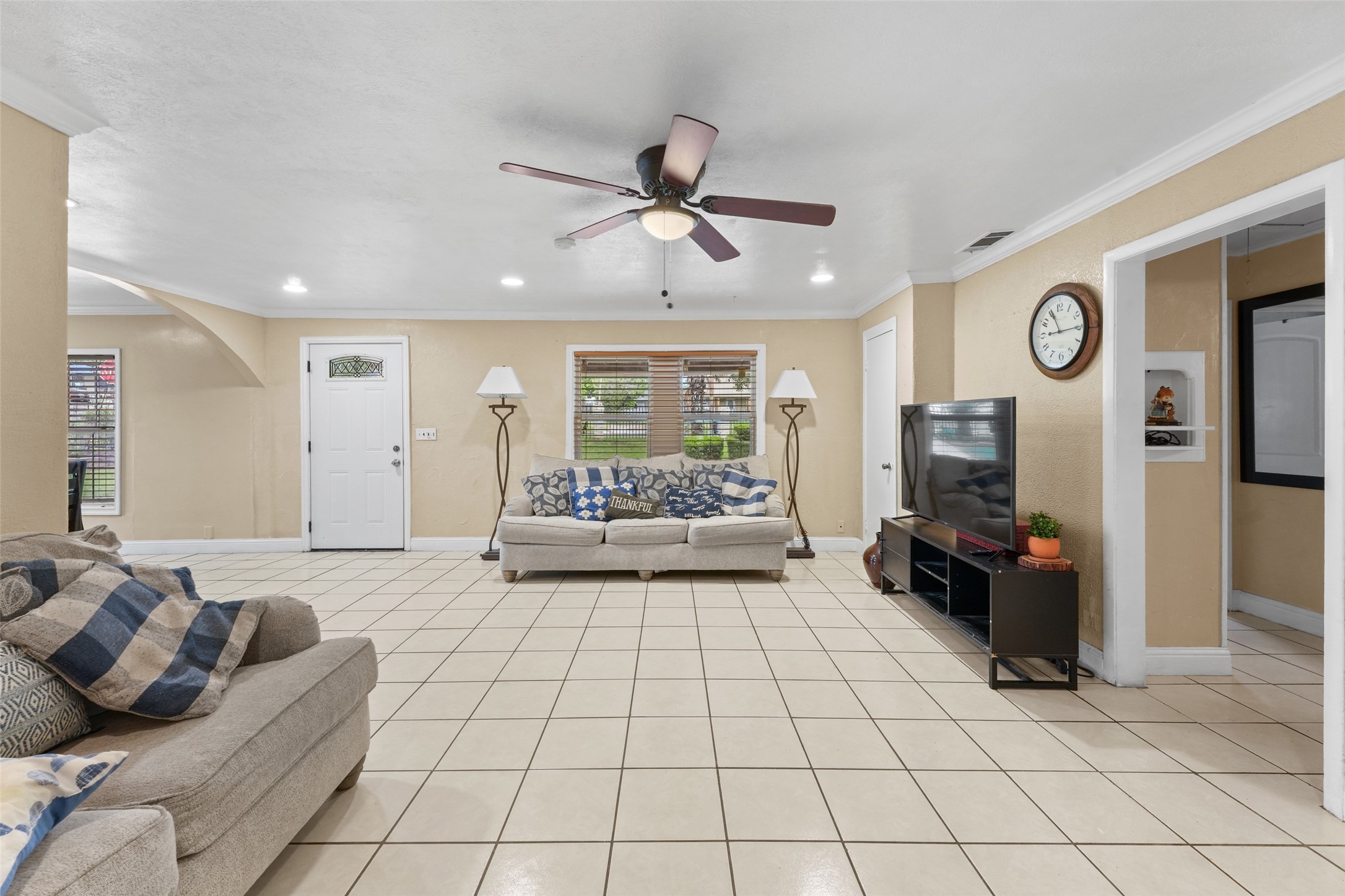 6000 Forest Hill Drive Forest Hill TX 76119