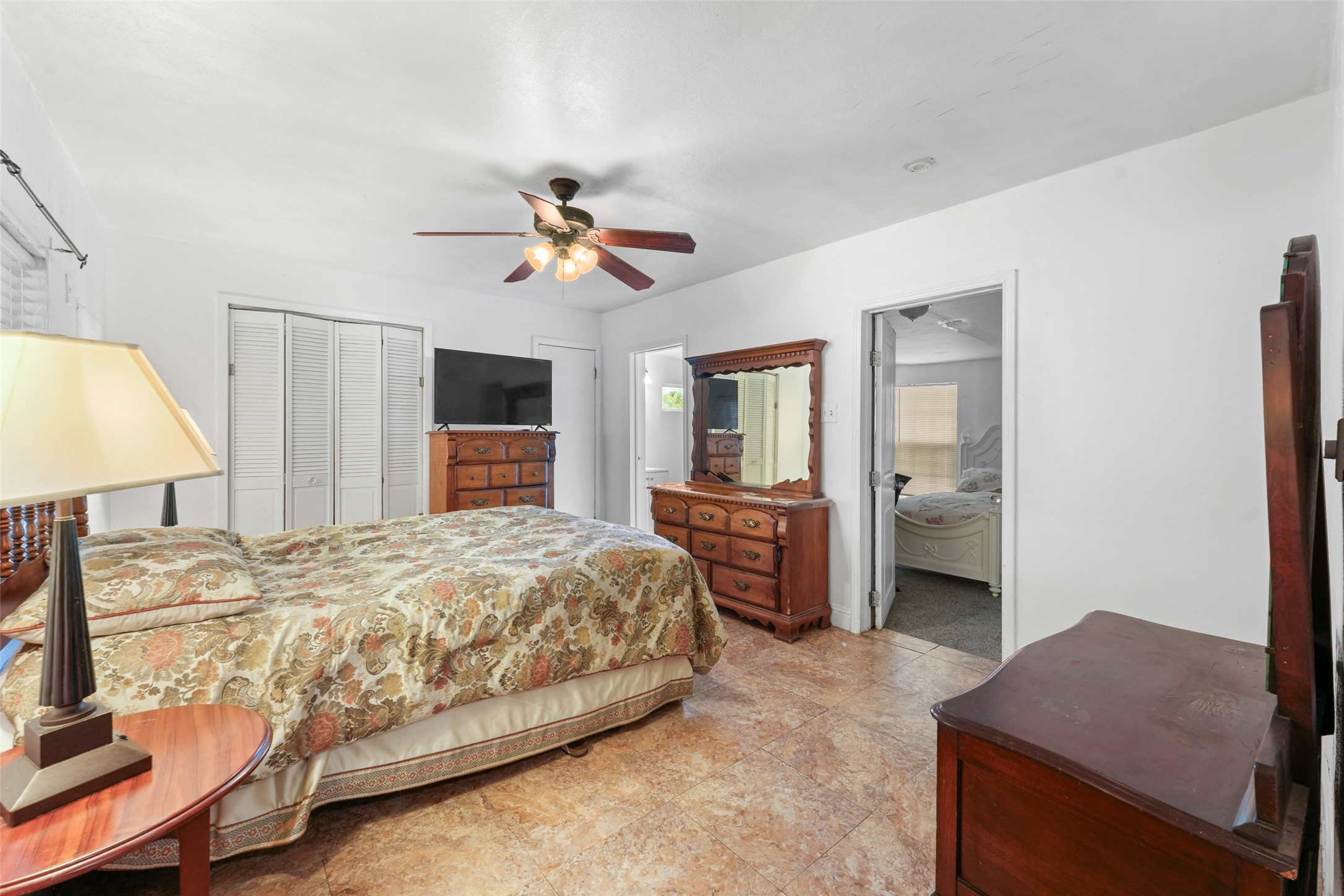 6000 Forest Hill Drive Forest Hill TX 76119