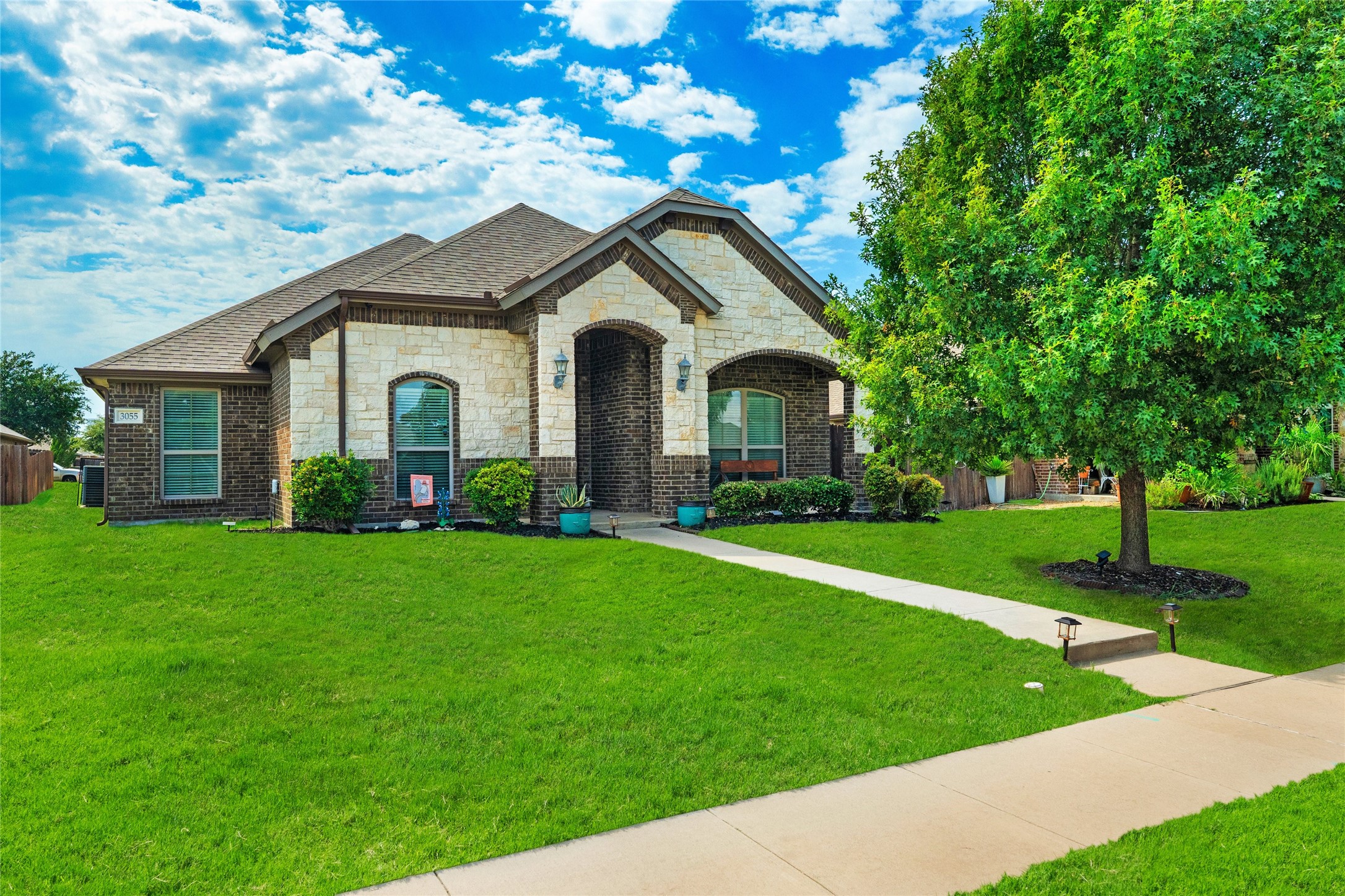 3055 Carlton Parkway Waxahachie TX 75165