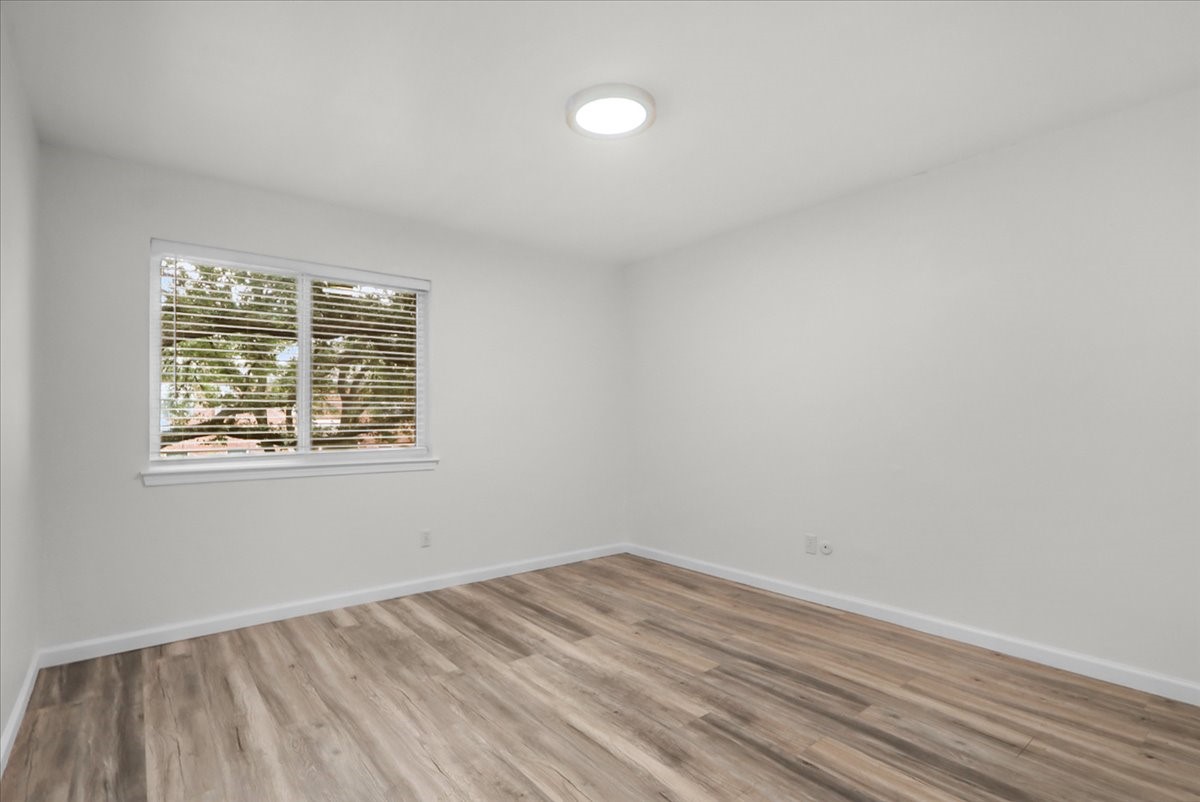 3118 Roundtree Lane Garland TX 75044