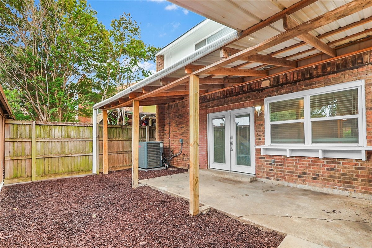 3118 Roundtree Lane Garland TX 75044