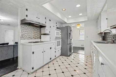 10525 Yorkford Drive Dallas TX 75238