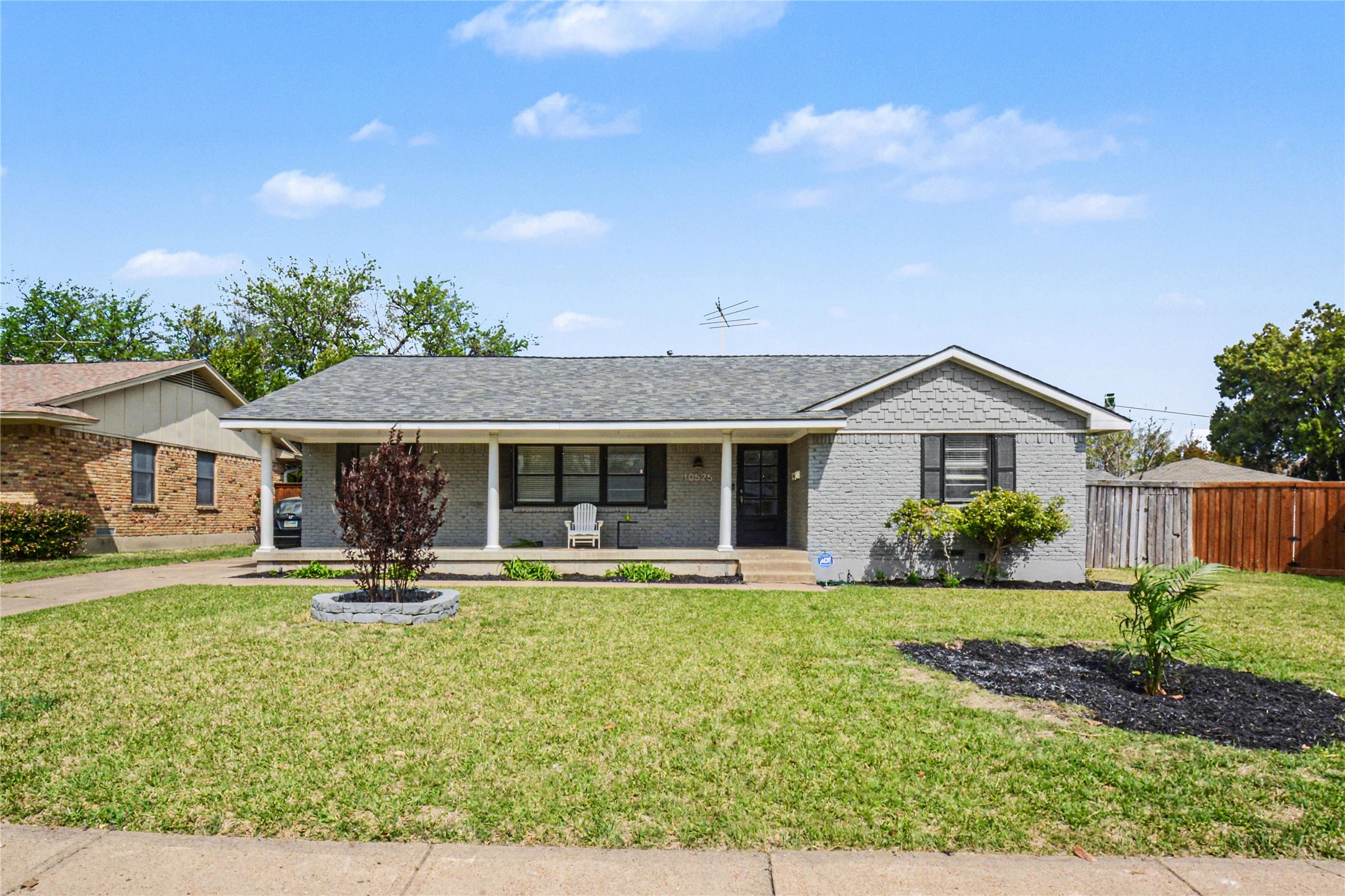 10525 Yorkford Drive Dallas TX 75238