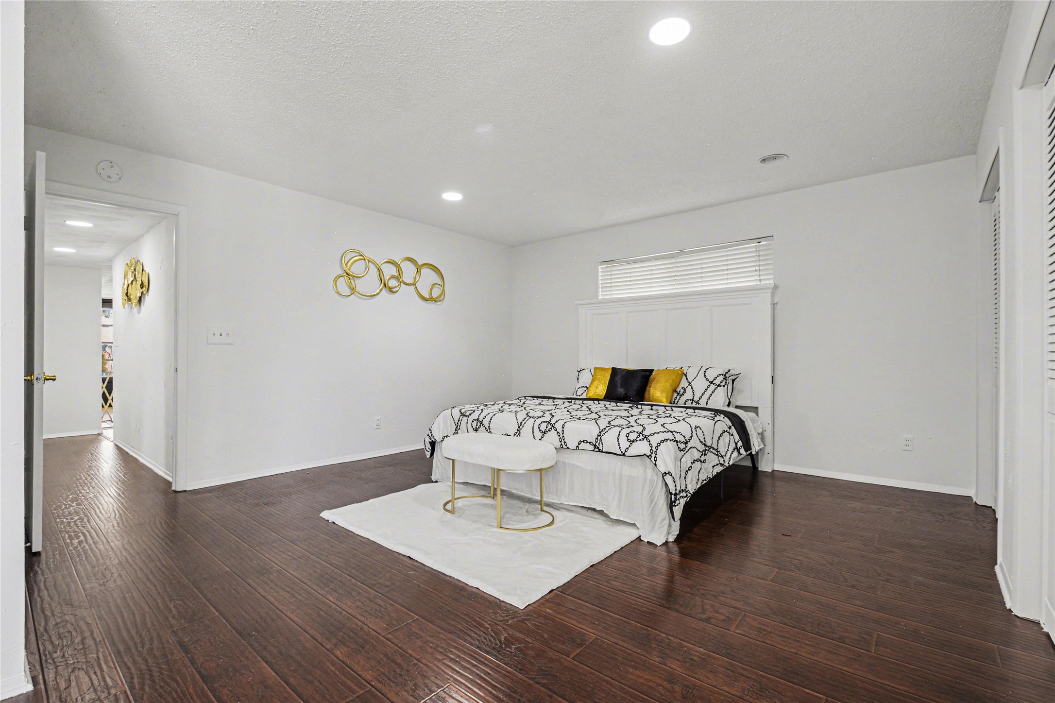 10525 Yorkford Drive Dallas TX 75238