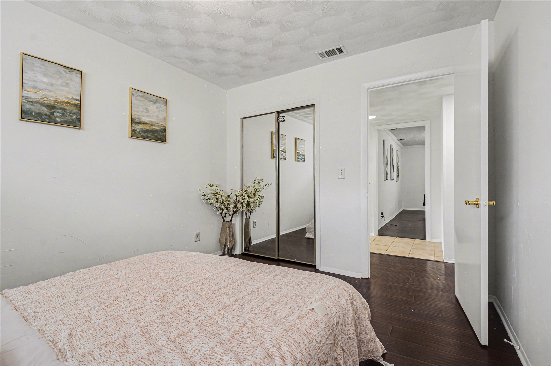 10525 Yorkford Drive Dallas TX 75238