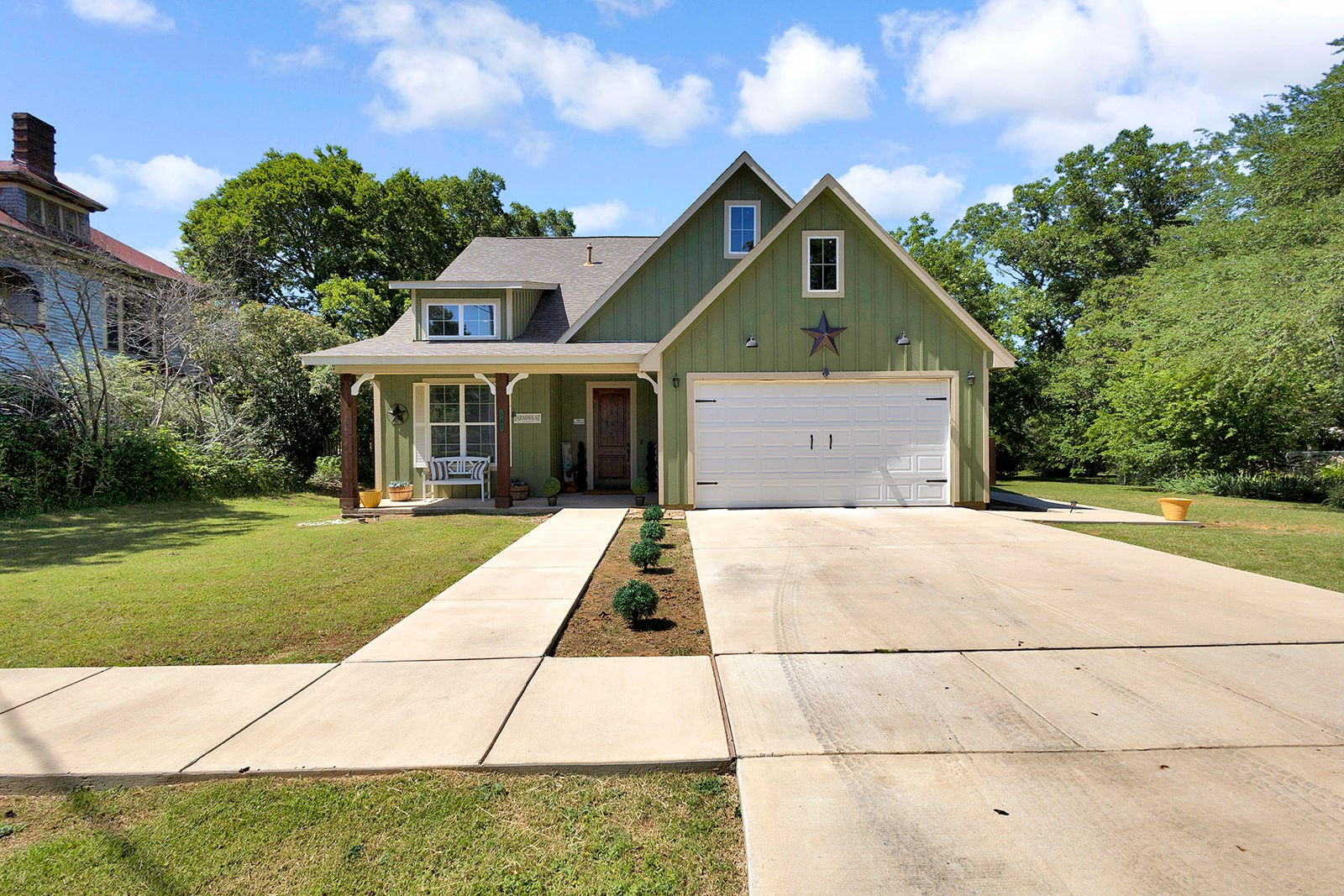 540 E Main Street Pilot Point TX 76258