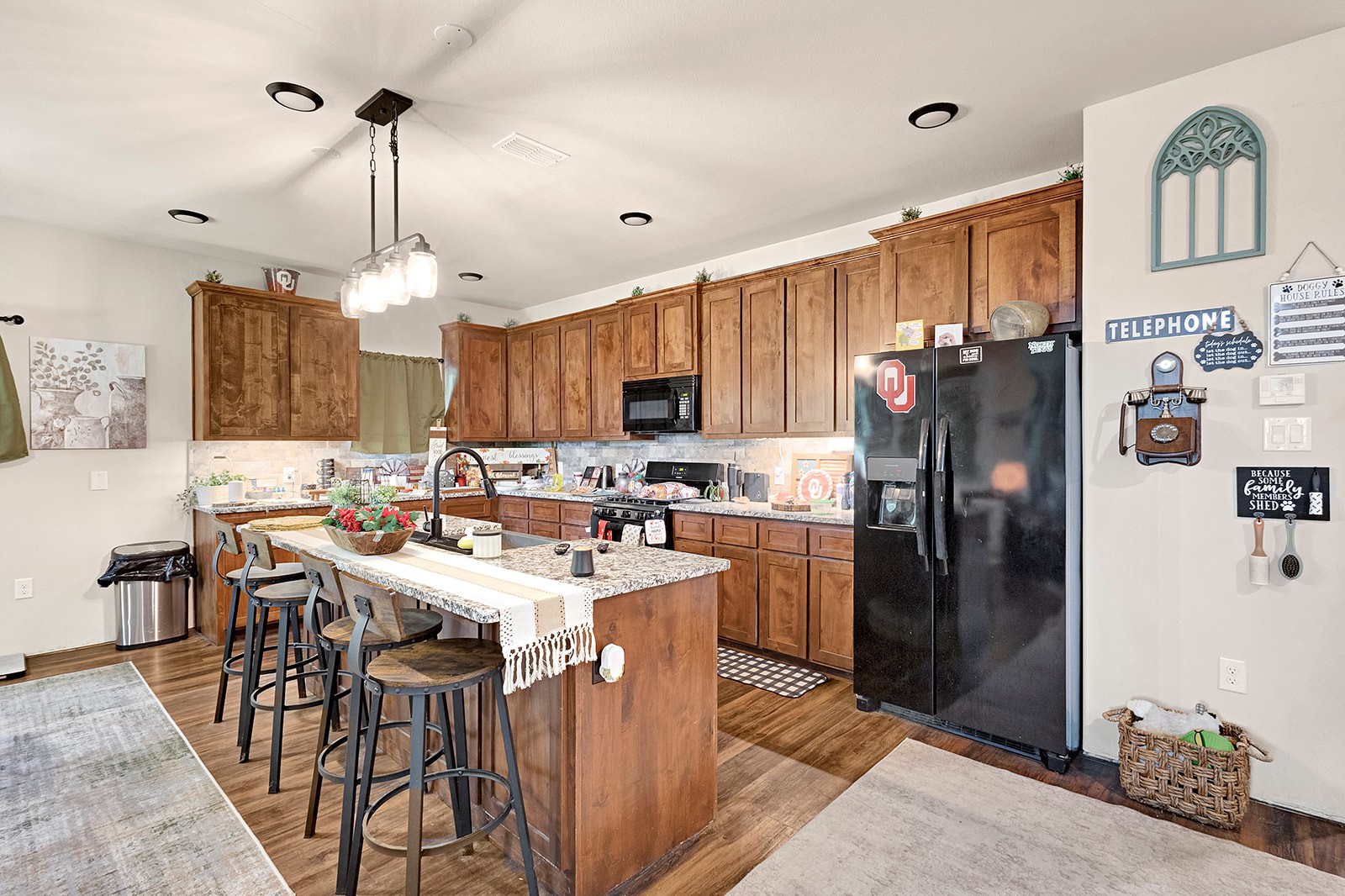 540 E Main Street Pilot Point TX 76258