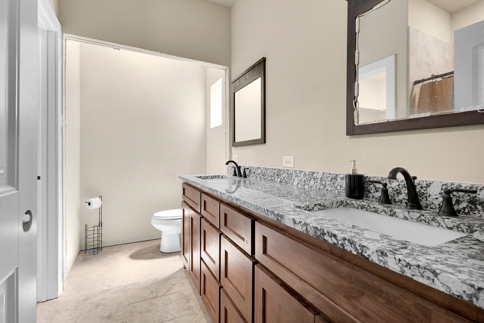 540 E Main Street Pilot Point TX 76258