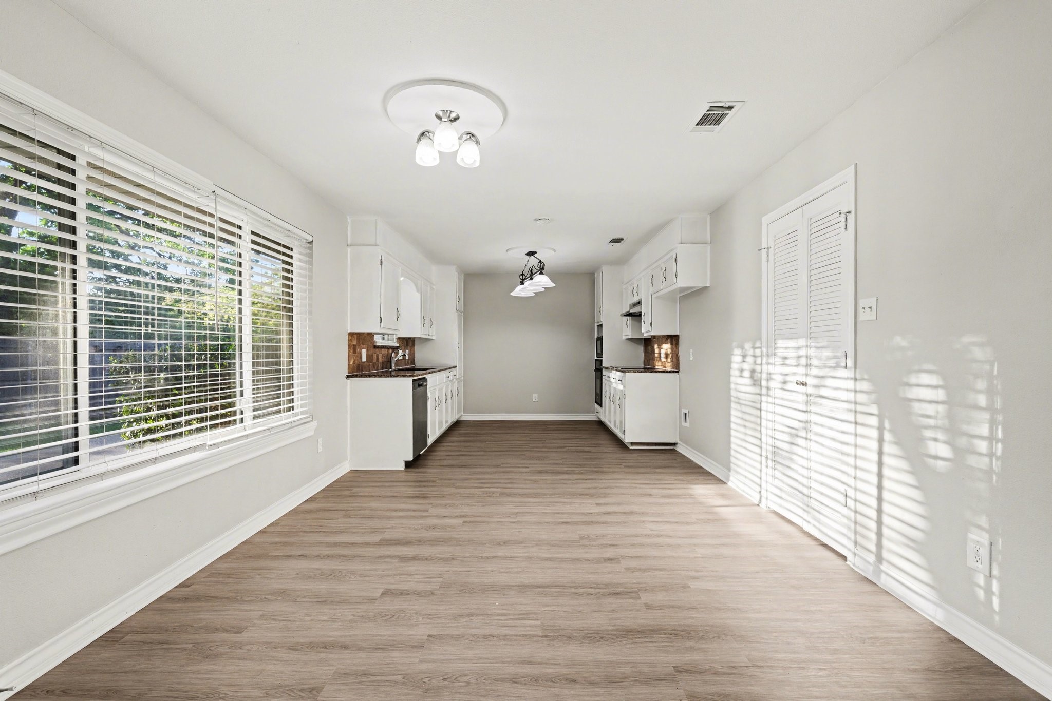 4900 Ridgeline Drive Arlington TX 76017