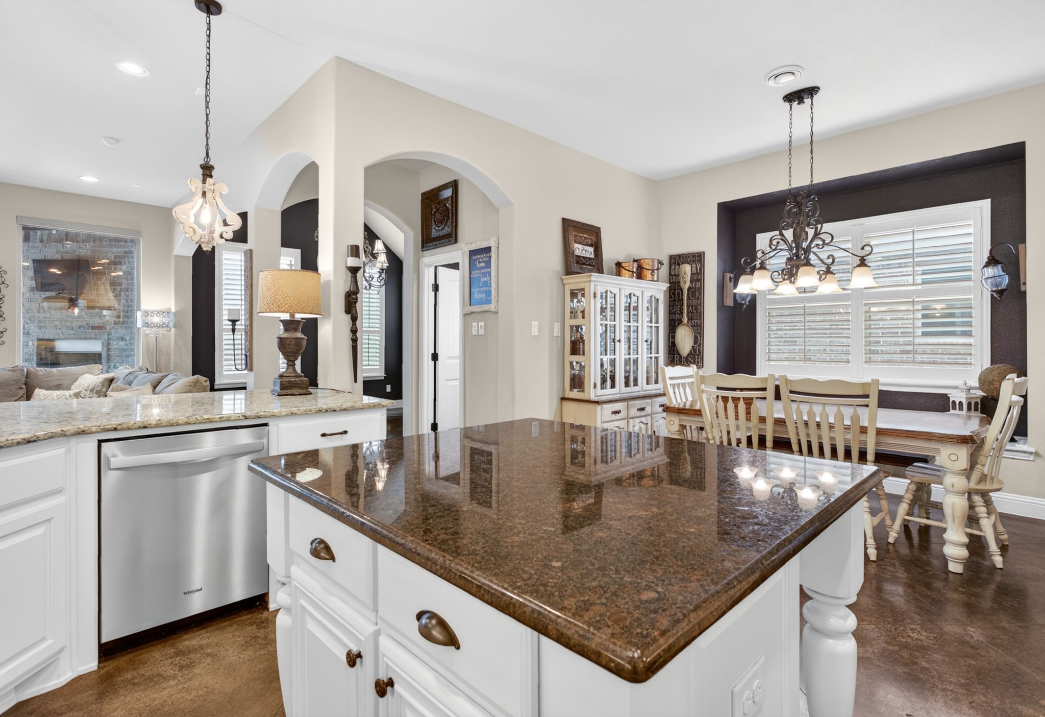 1213 Teton Drive Burleson TX 76028