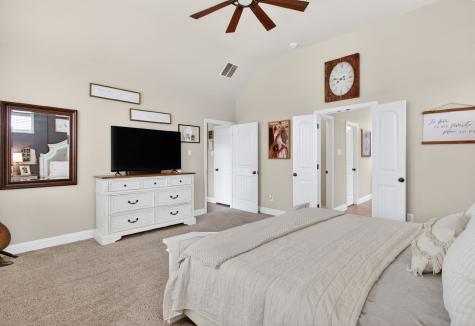1213 Teton Drive Burleson TX 76028