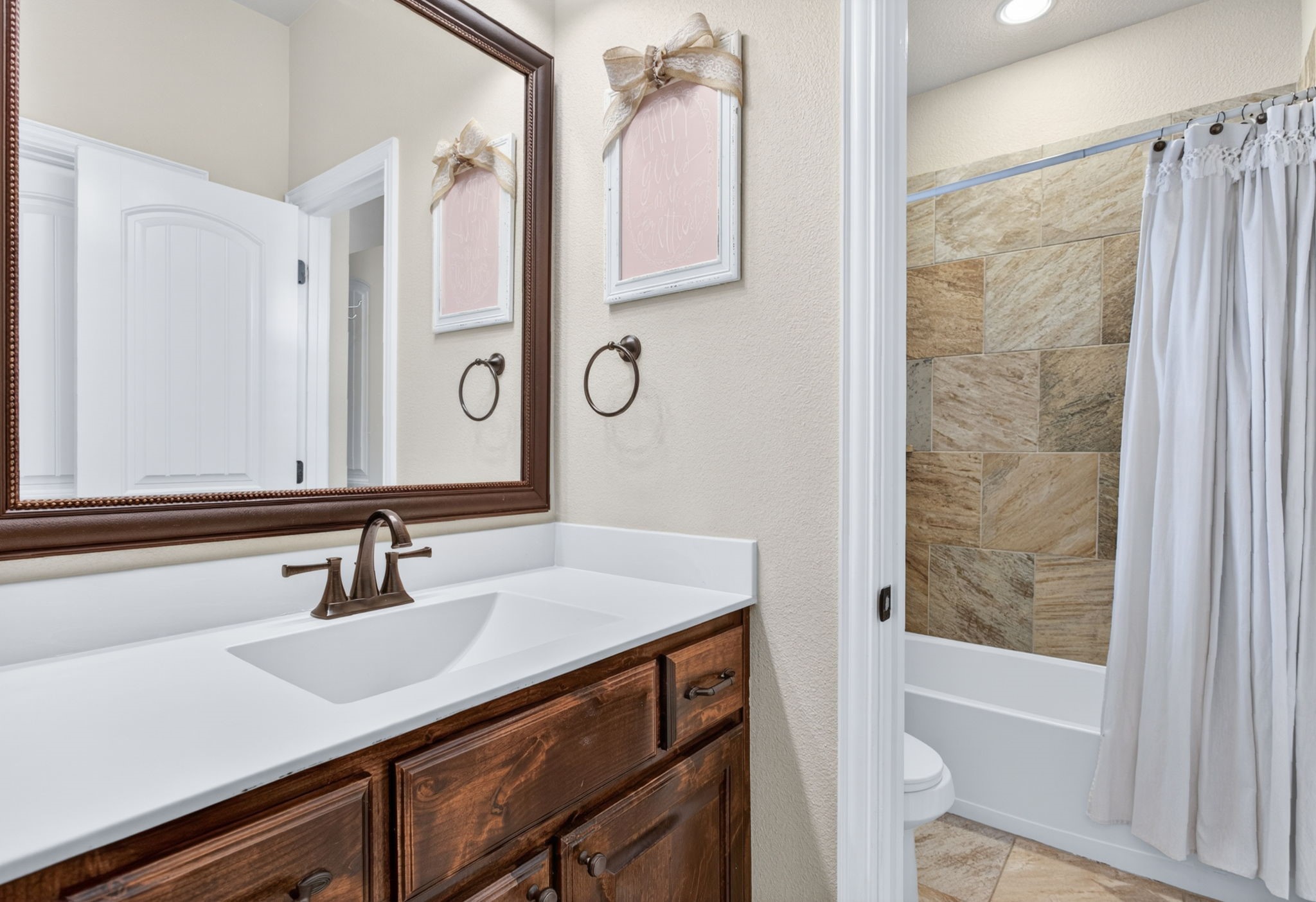 1213 Teton Drive Burleson TX 76028