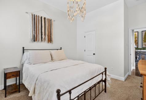 1213 Teton Drive Burleson TX 76028