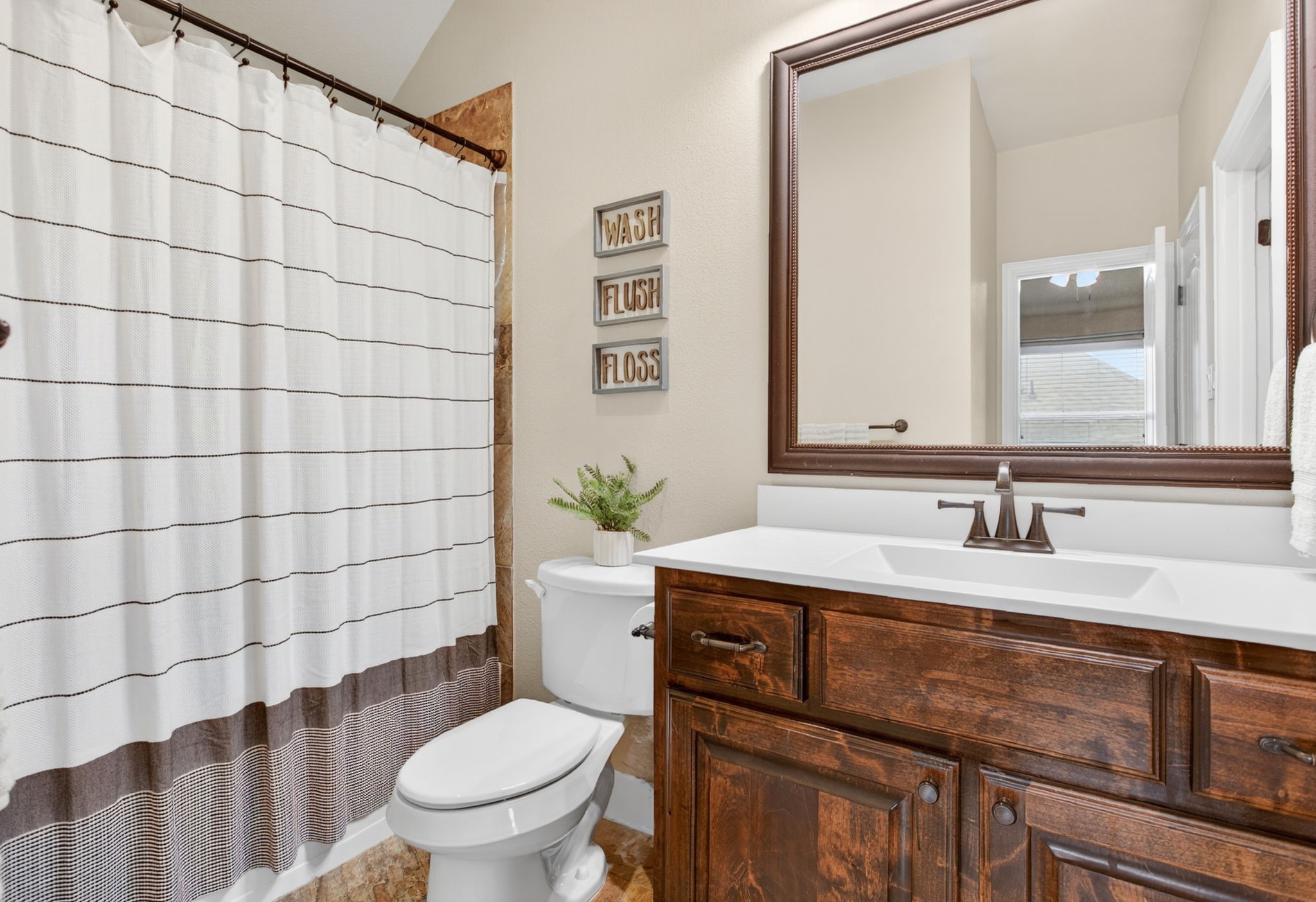 1213 Teton Drive Burleson TX 76028