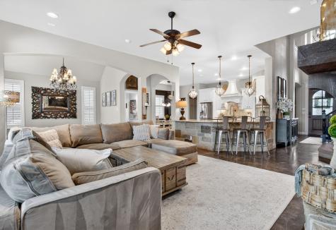 1213 Teton Drive Burleson TX 76028