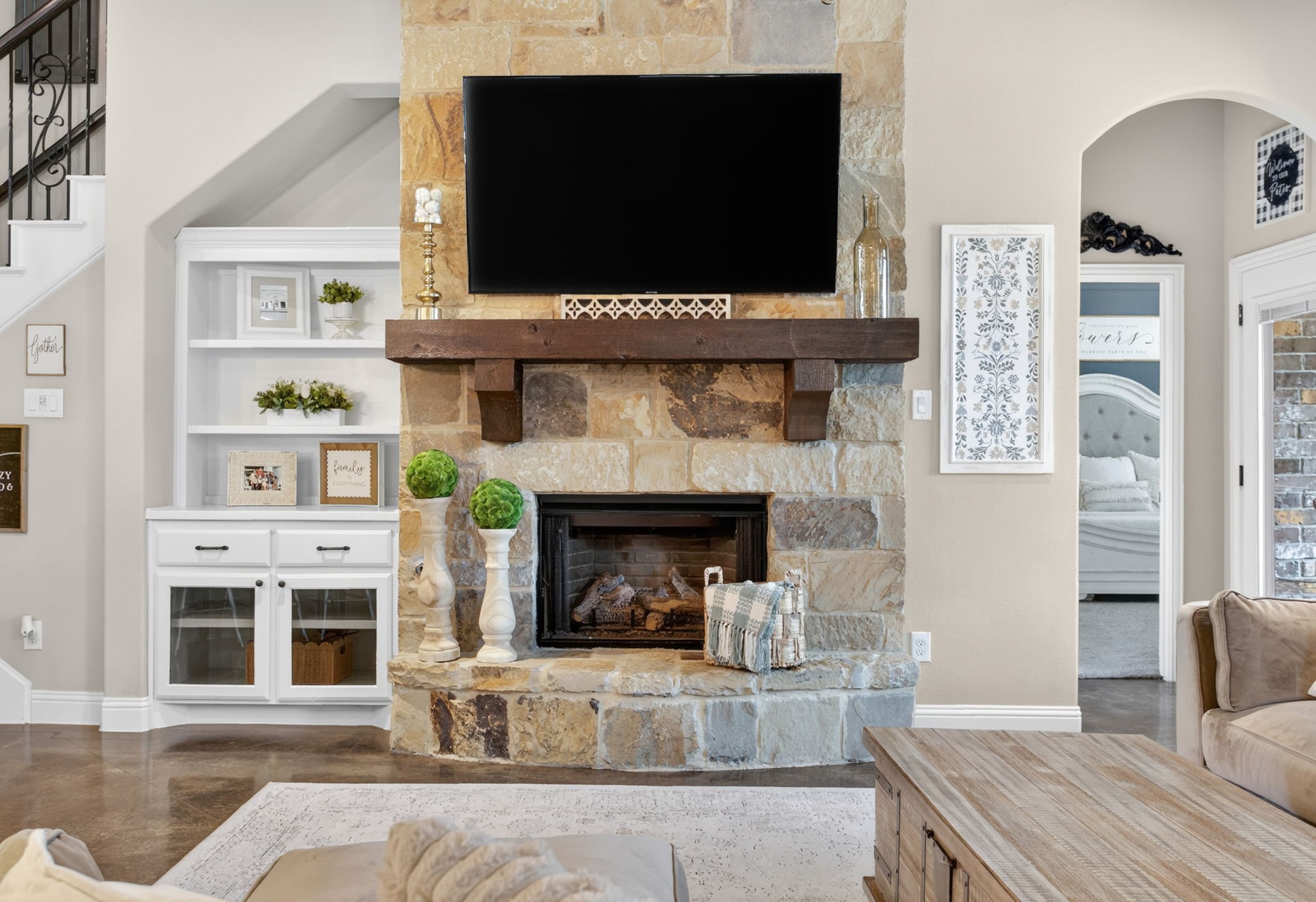1213 Teton Drive Burleson TX 76028