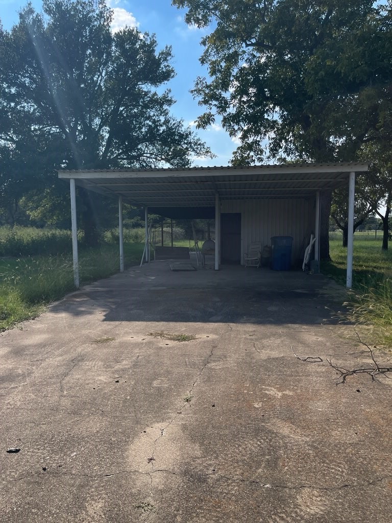 1001 S Fairway Street Fairfield TX 75840