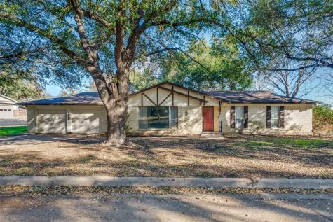 5209 Briarwood Lane Fort Worth TX 76112