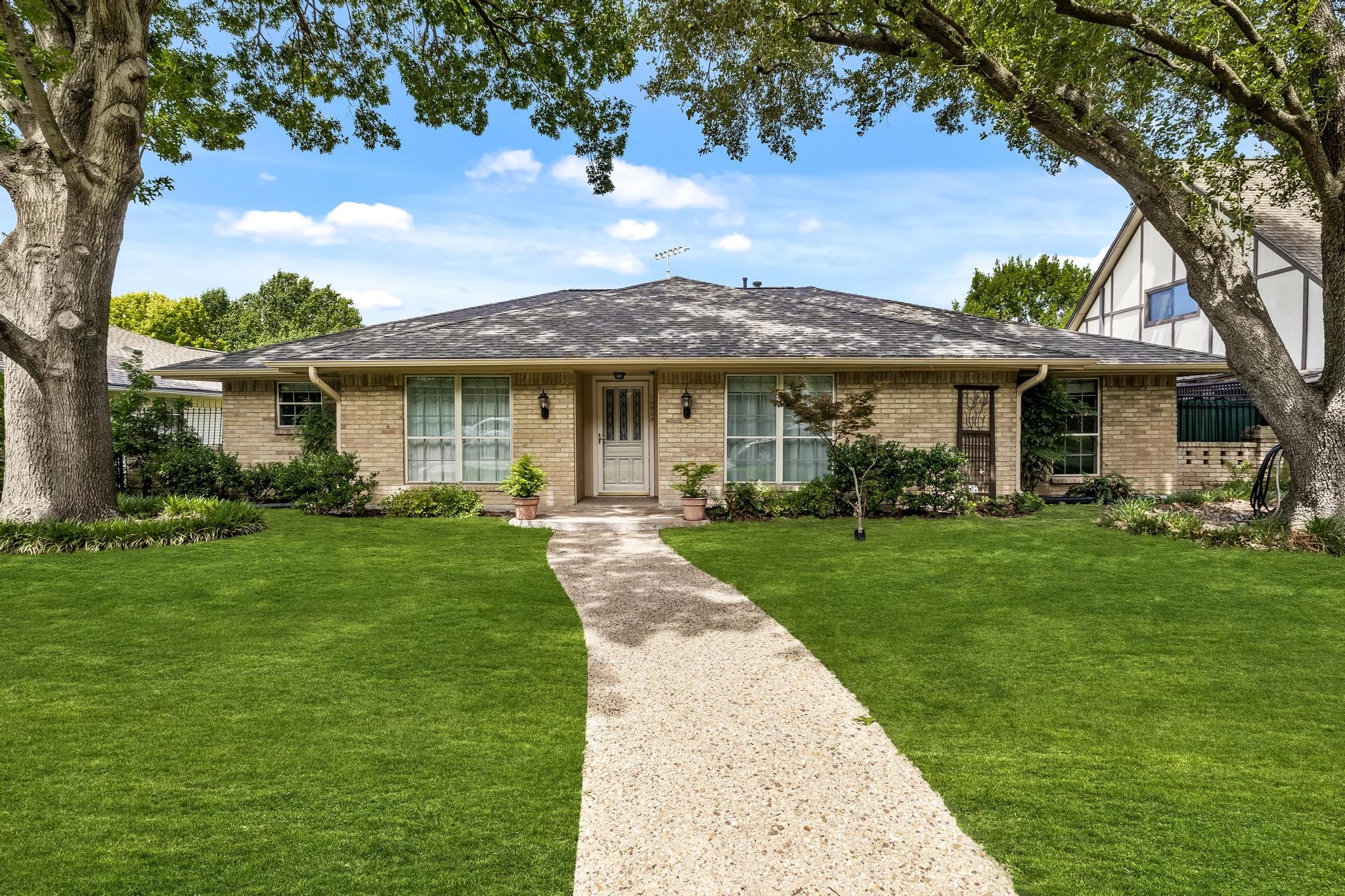 10203 Royal Highlands Drive Dallas TX 75238