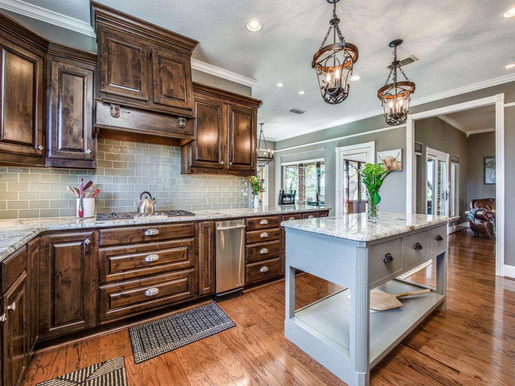 313 Vz County Road 3910 Wills Point TX 75169