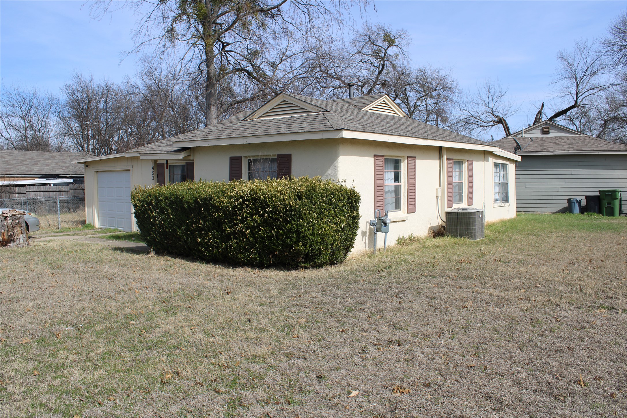 453 S Redford Lane White Settlement TX 76108