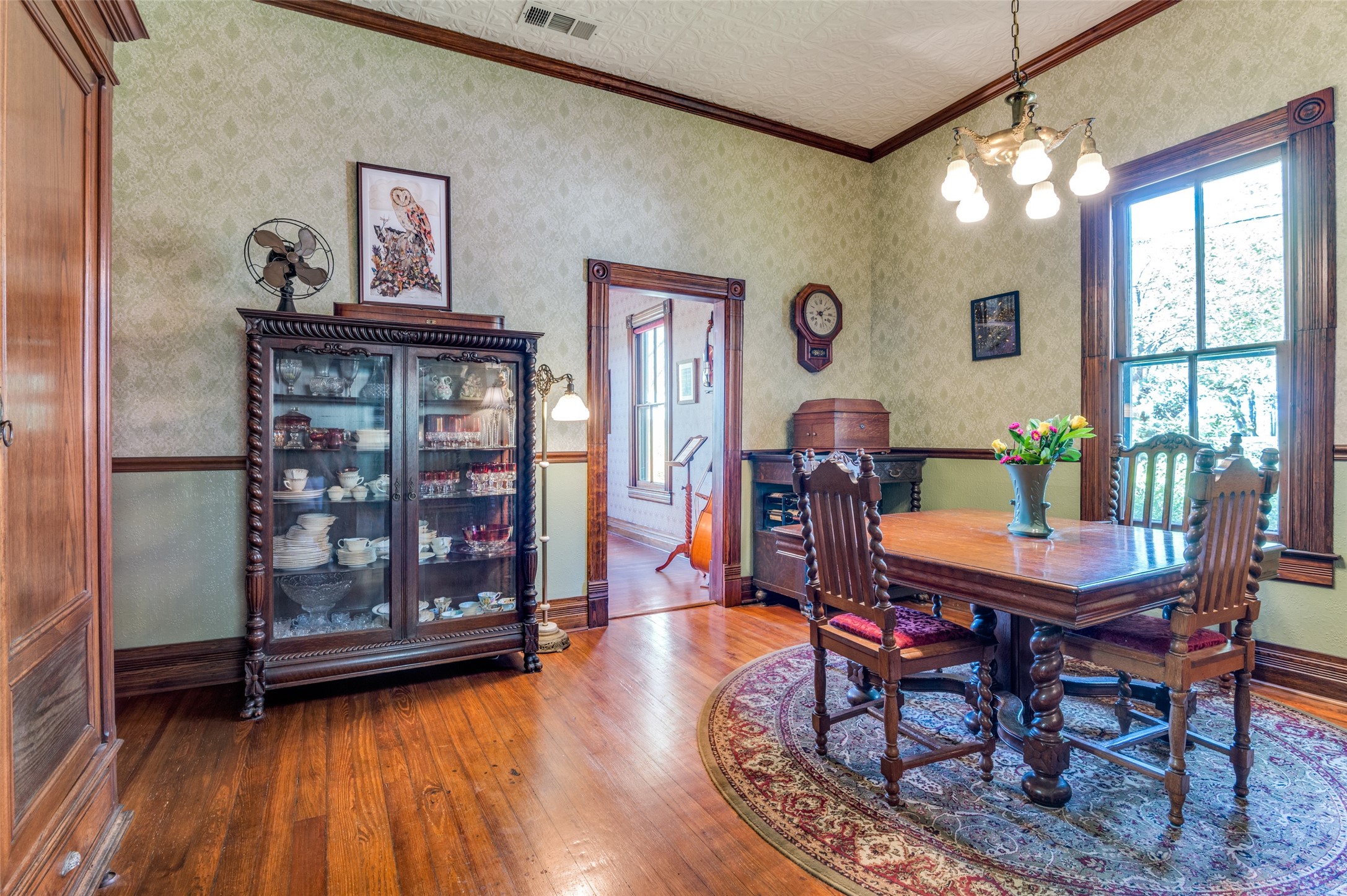 1112 W Jefferson Street Waxahachie TX 75165