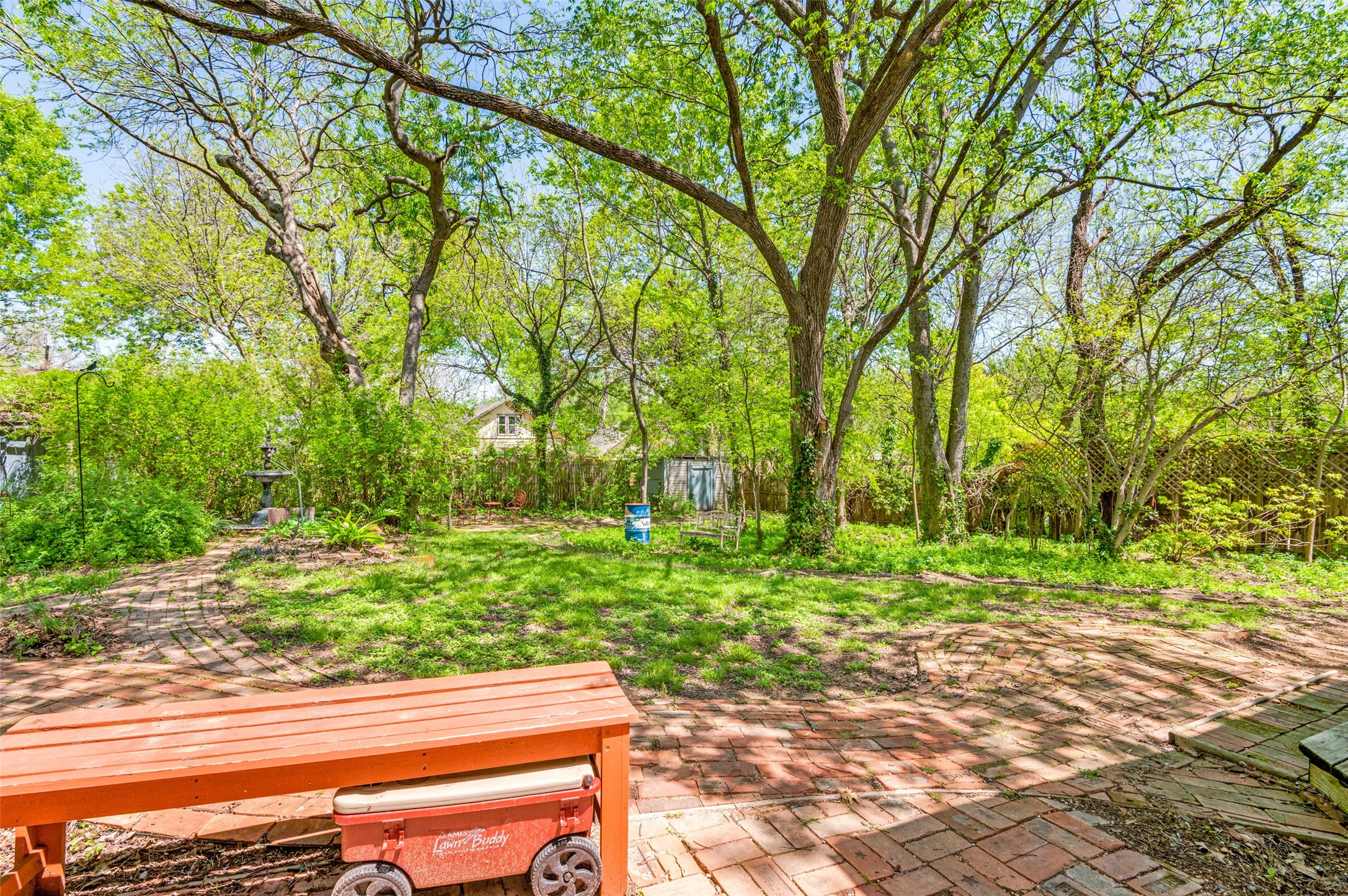 1112 W Jefferson Street Waxahachie TX 75165