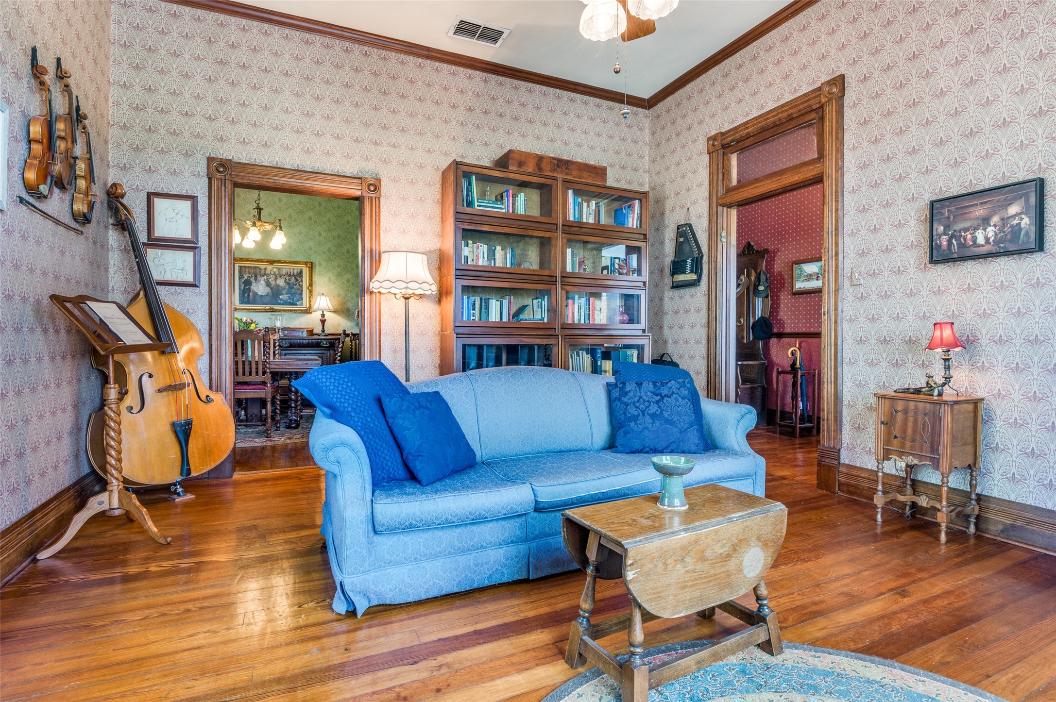 1112 W Jefferson Street Waxahachie TX 75165