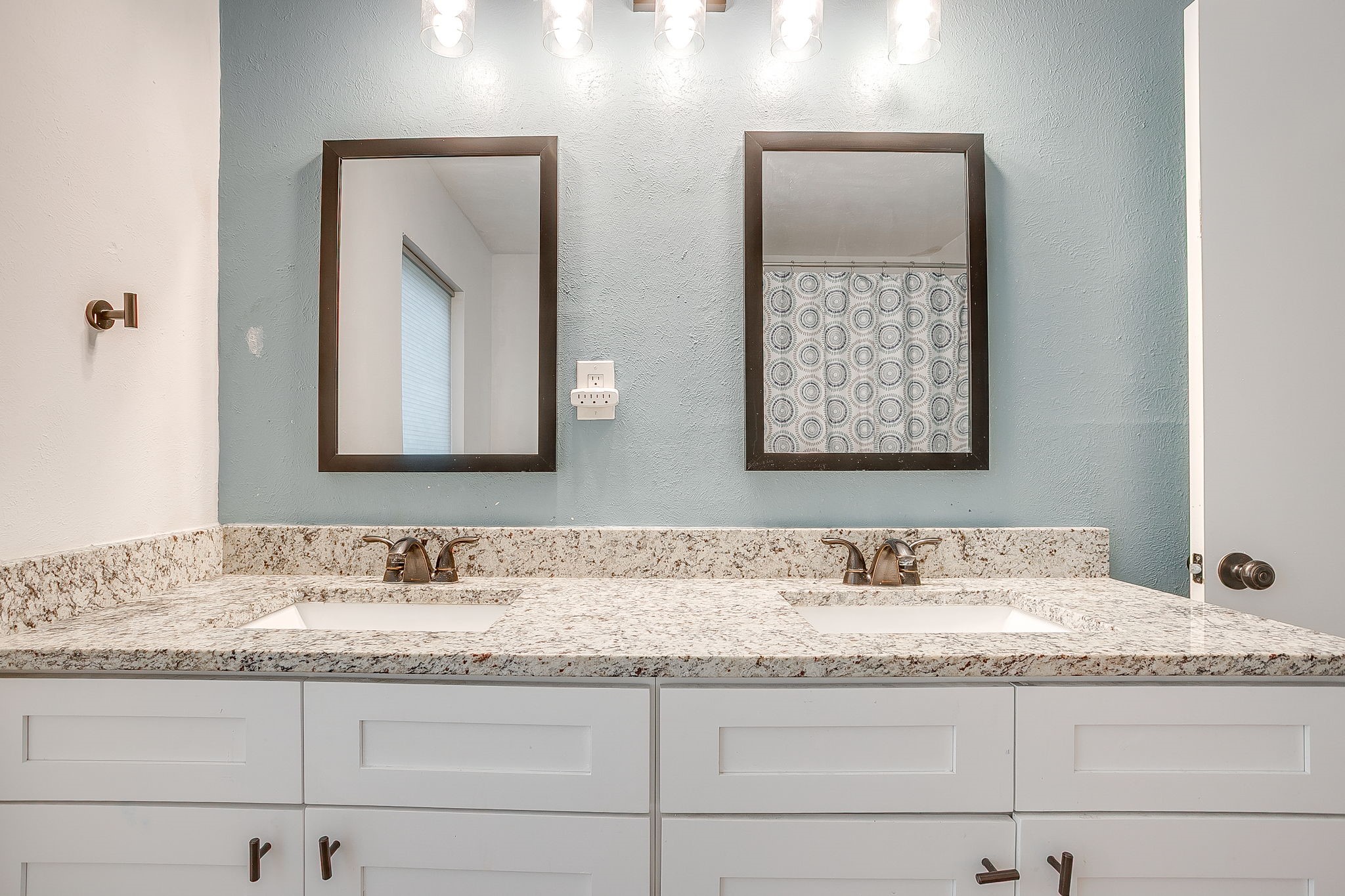 2909 Clover Valley Drive Garland TX 75043