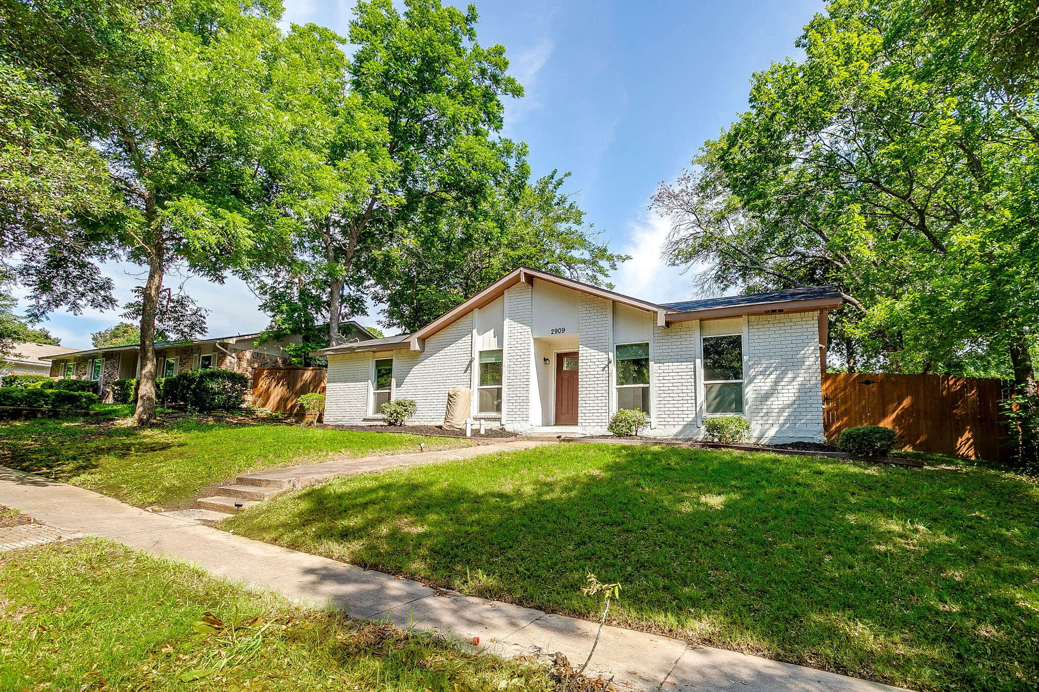 2909 Clover Valley Drive Garland TX 75043