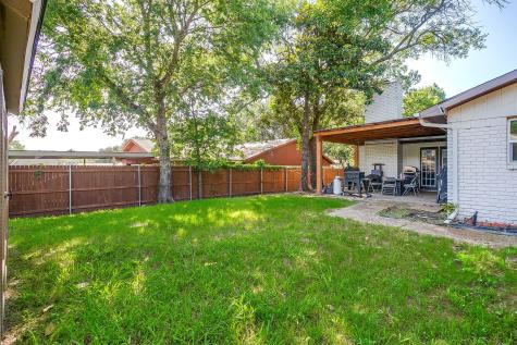 2909 Clover Valley Drive Garland TX 75043