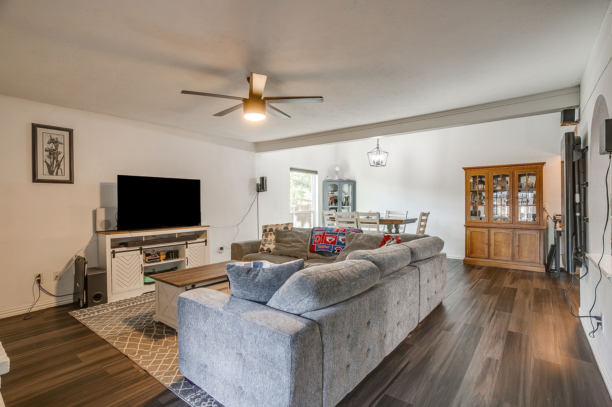2909 Clover Valley Drive Garland TX 75043