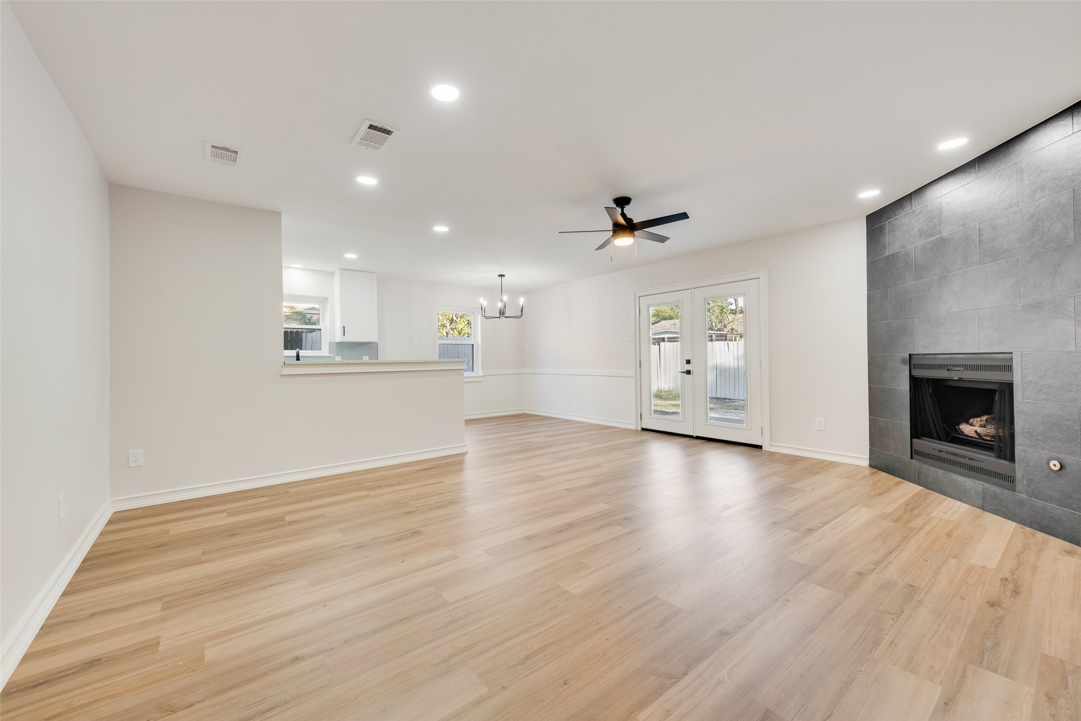 4117 Spokane Street Irving TX 75062