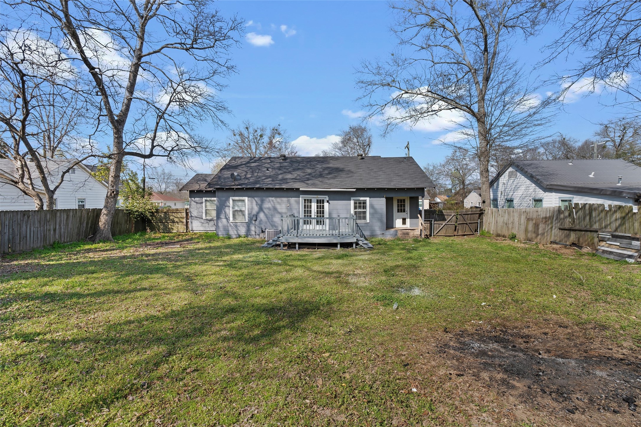 918 Bean Avenue Kilgore TX 75662
