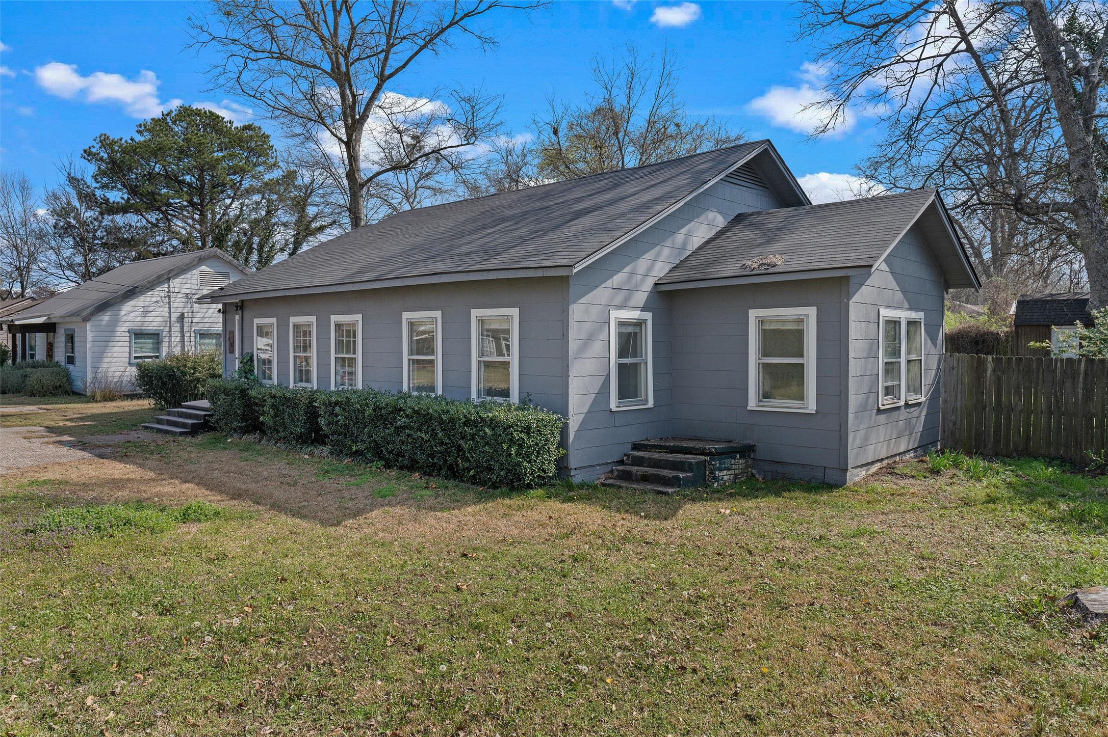 918 Bean Avenue Kilgore TX 75662