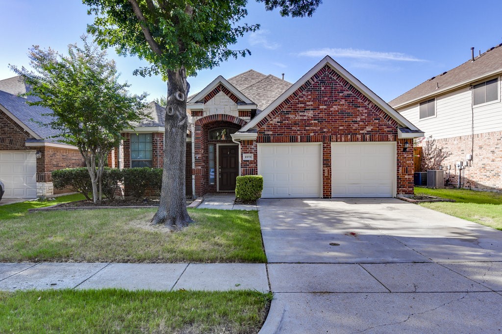 2573 Marina Drive Grand Prairie TX 75054