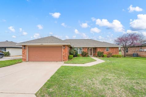 240 Half Moon Way Runaway Bay TX 76426