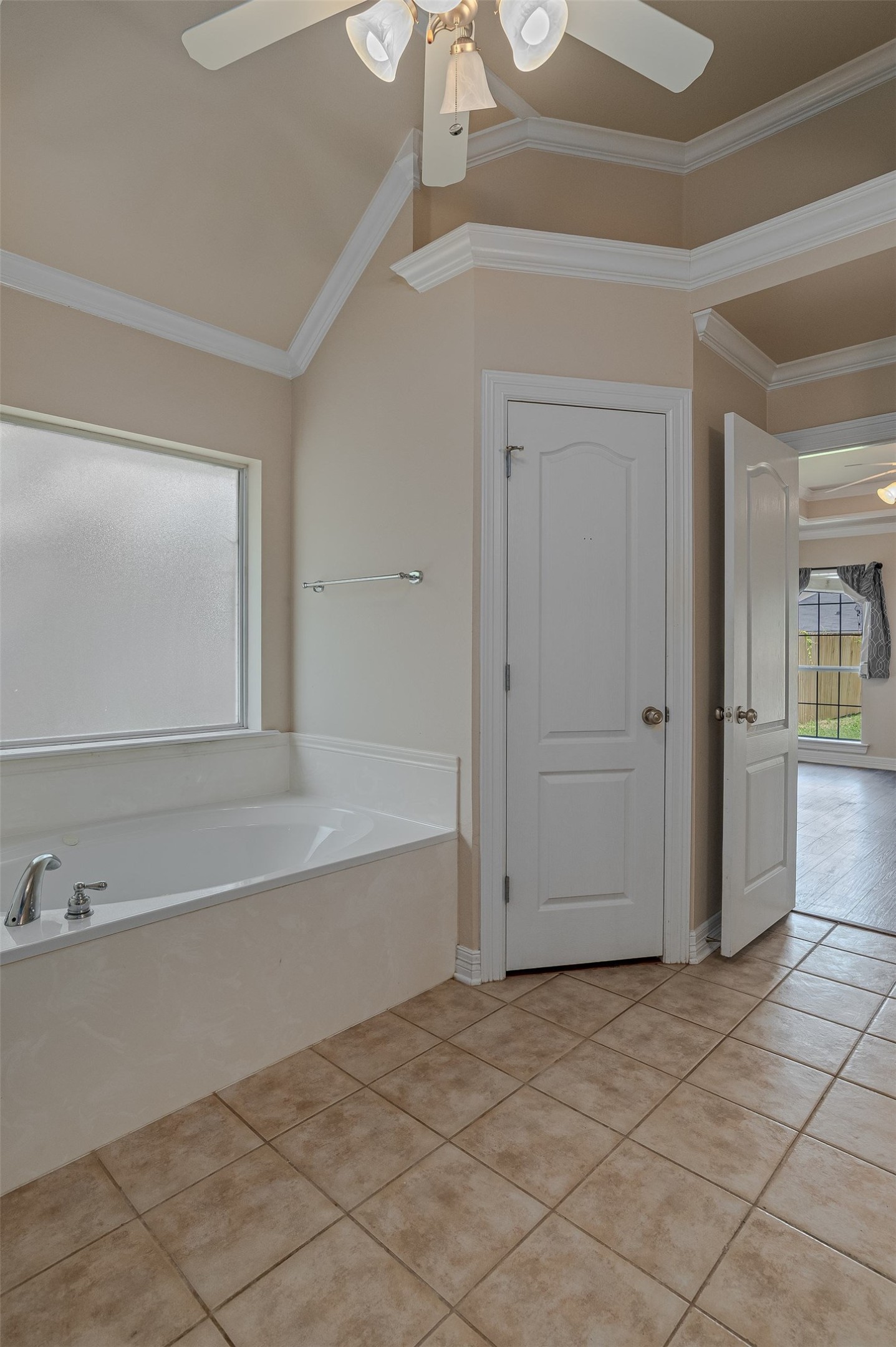 6213 Hollyhock Lane Bossier City LA 71112