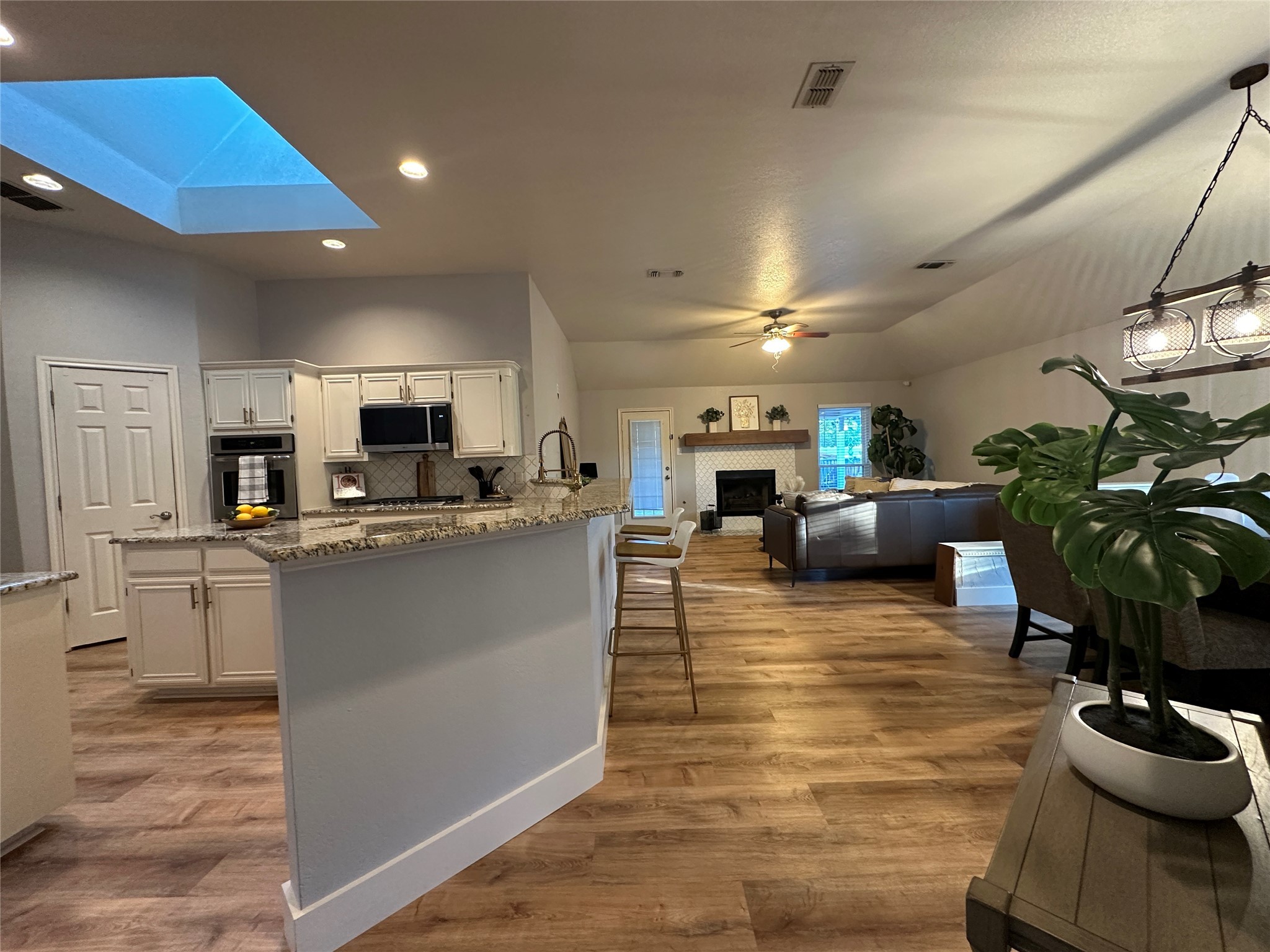 2102 Nugent Drive Mansfield TX 76063