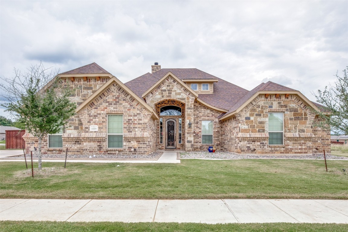 1605 Sea Breeze Court Azle TX 76020