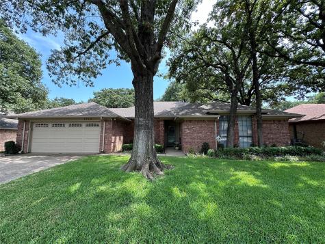 6748 Inwood Drive North Richland Hills TX 76182