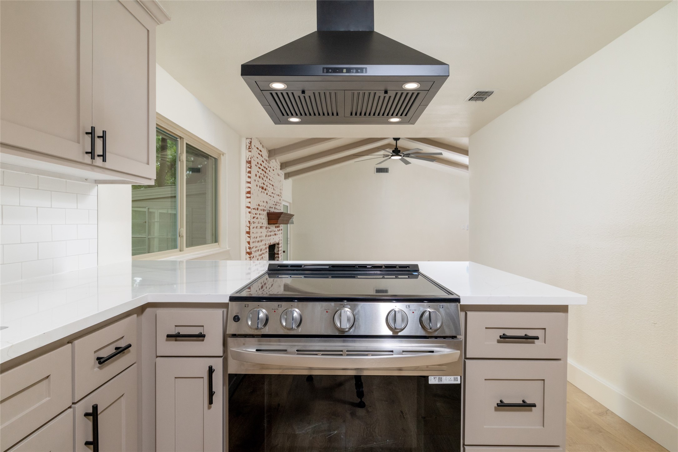 2004 York Drive Edgecliff Village TX 76134