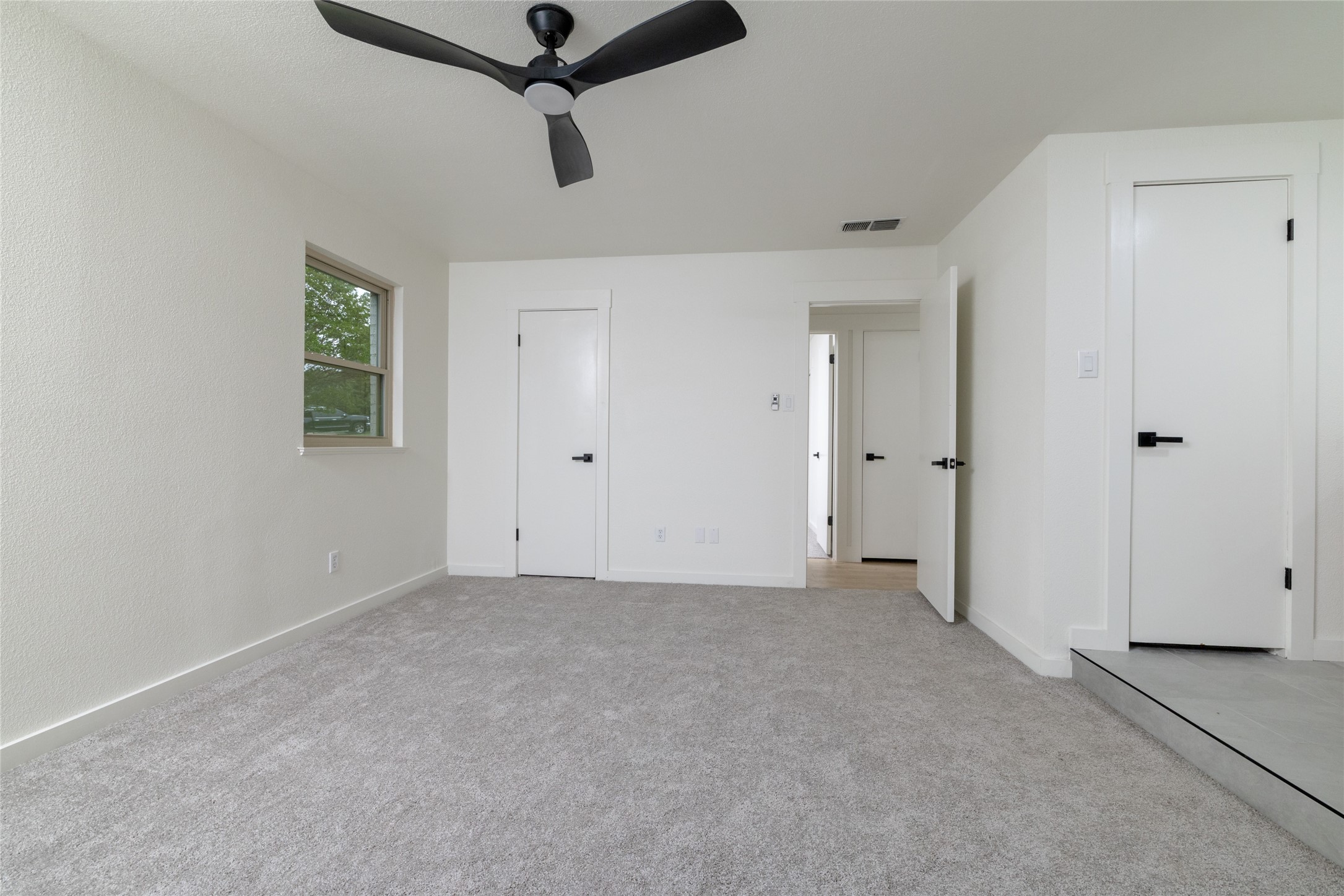 2004 York Drive Edgecliff Village TX 76134