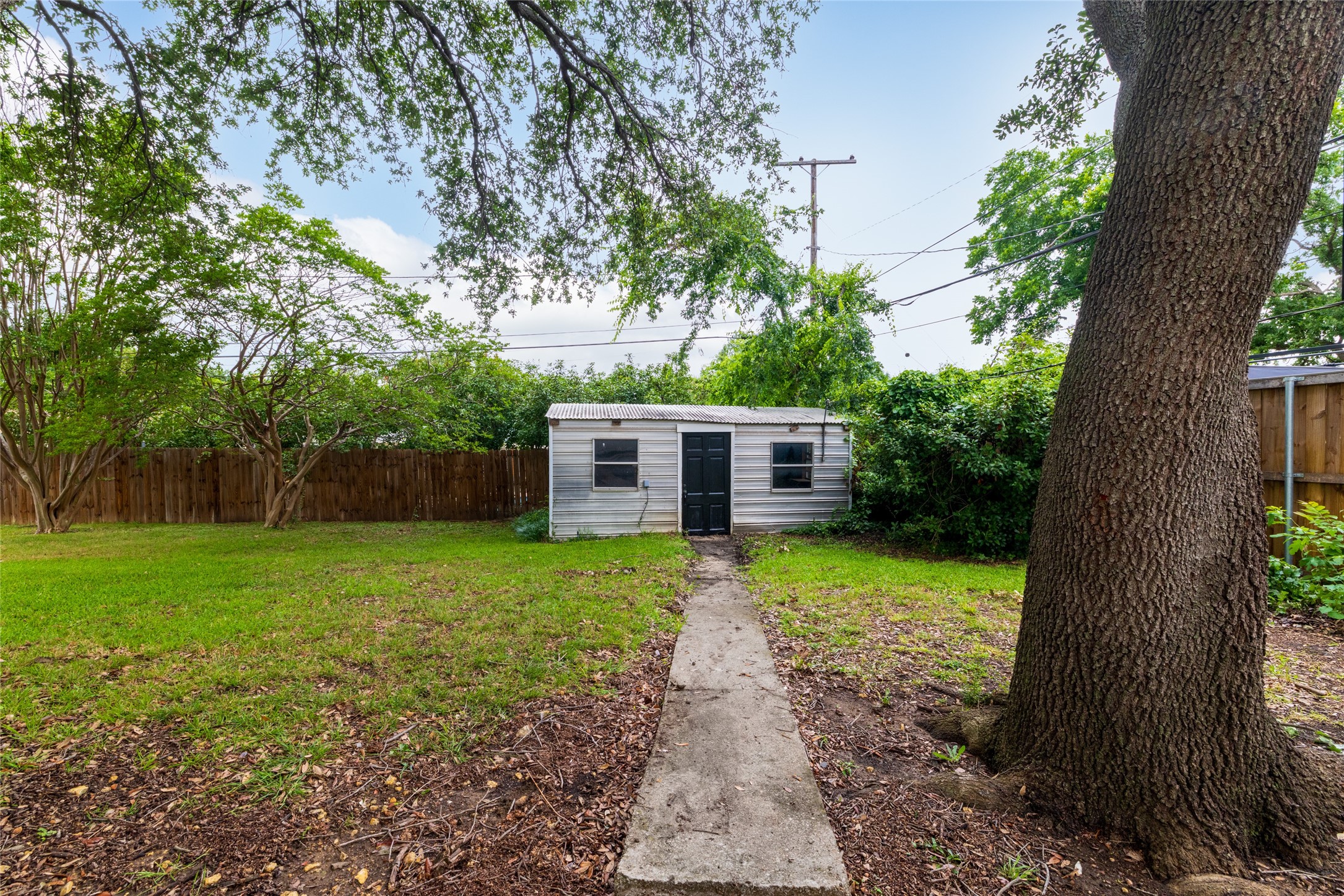 2004 York Drive Edgecliff Village TX 76134