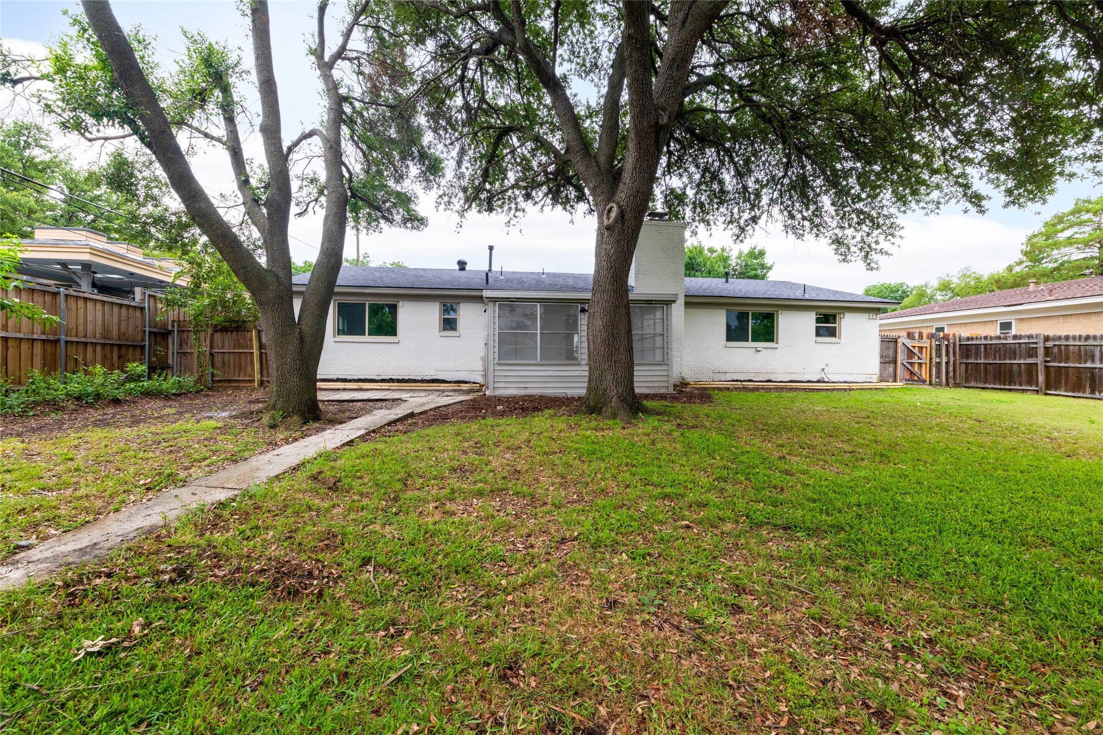 2004 York Drive Edgecliff Village TX 76134