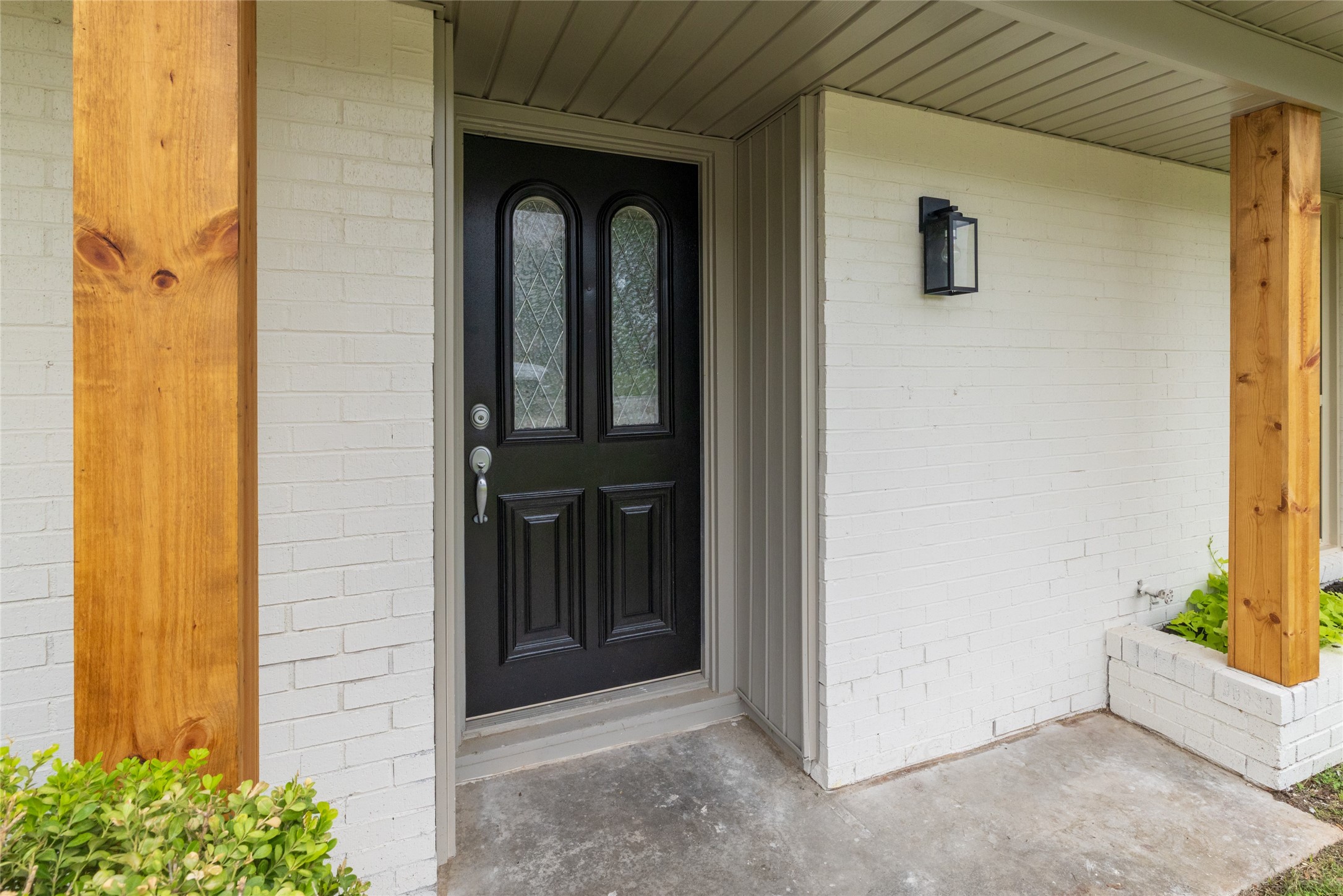 2004 York Drive Edgecliff Village TX 76134