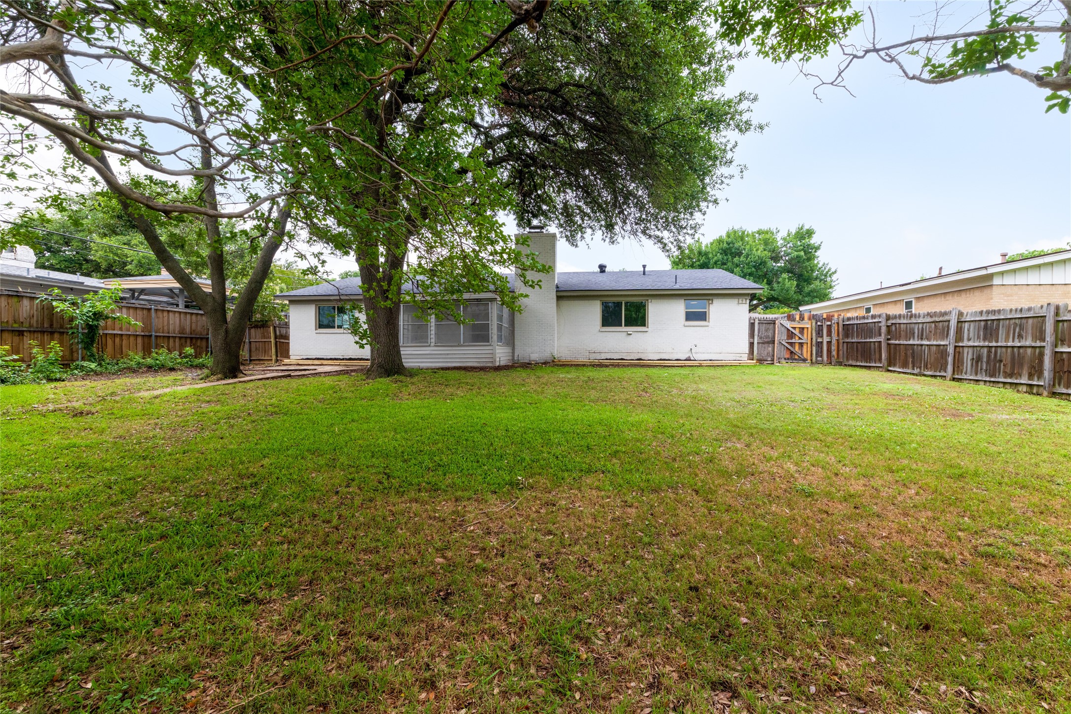 2004 York Drive Edgecliff Village TX 76134