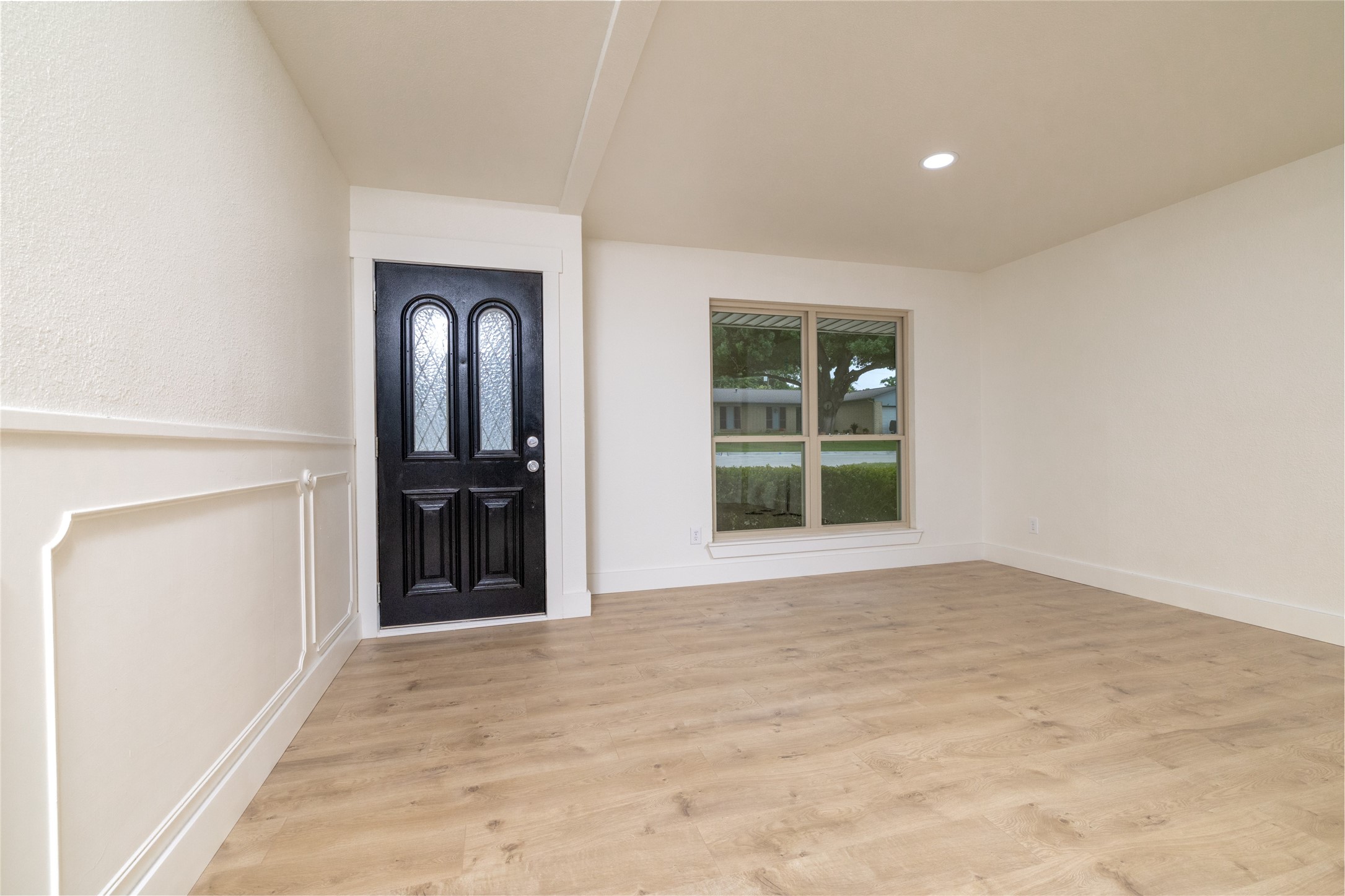 2004 York Drive Edgecliff Village TX 76134